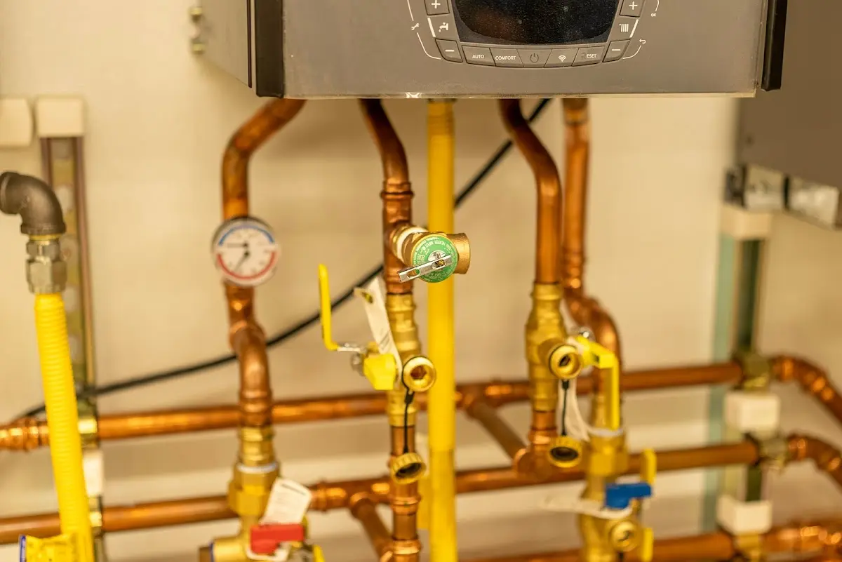 Licensed technician providing Sewer Cleanout for a homeowner in Flemingsburg